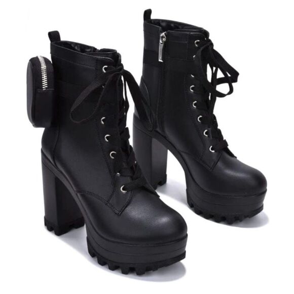 Cape Robbin Monik Platform Chelsea Ankle Boots with Chunky Block Heels Booties M - Picture 1 of 10